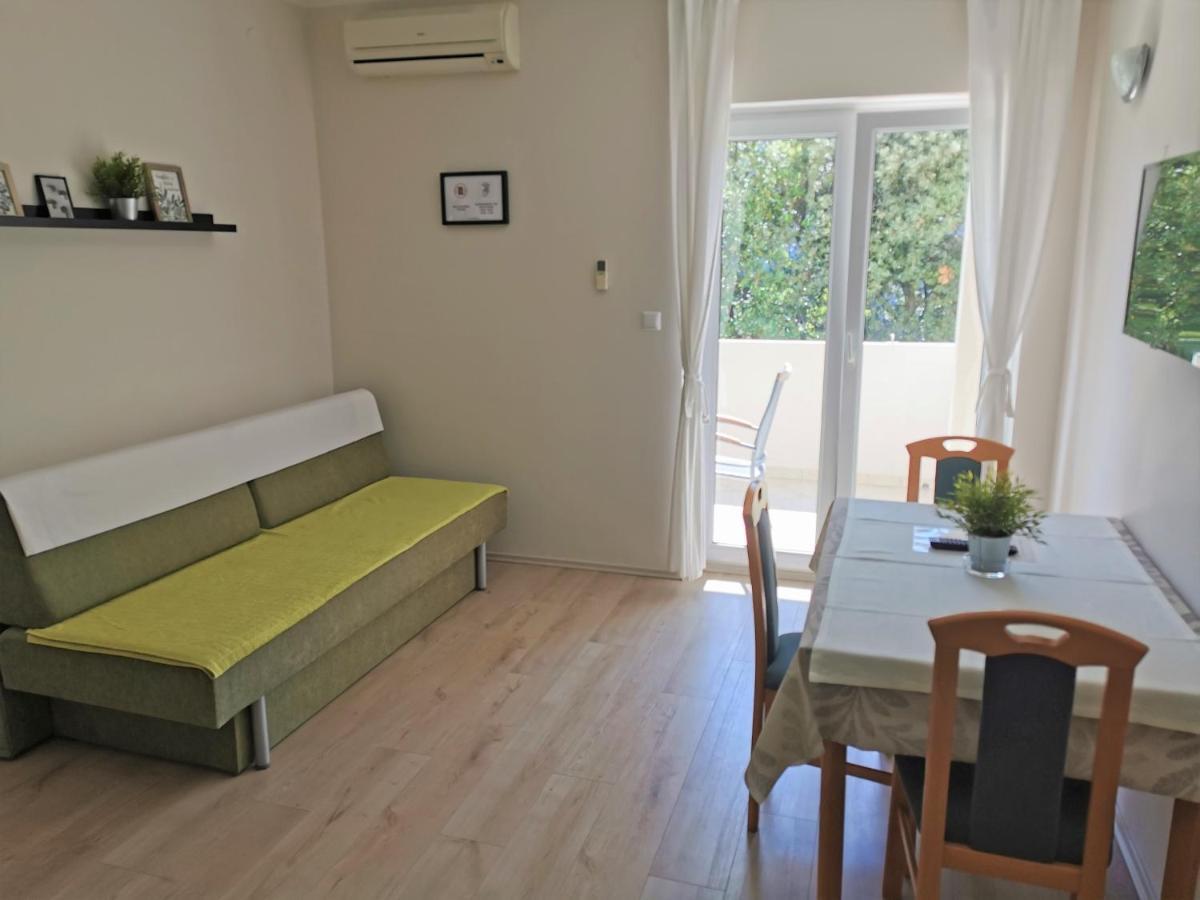 Lenka Apartments I Novalja Exteriör bild