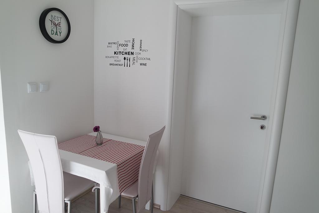 Lenka Apartments I Novalja Exteriör bild